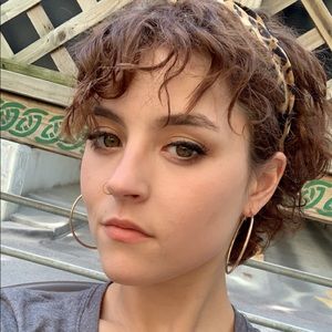 Meet your Posher, Madison